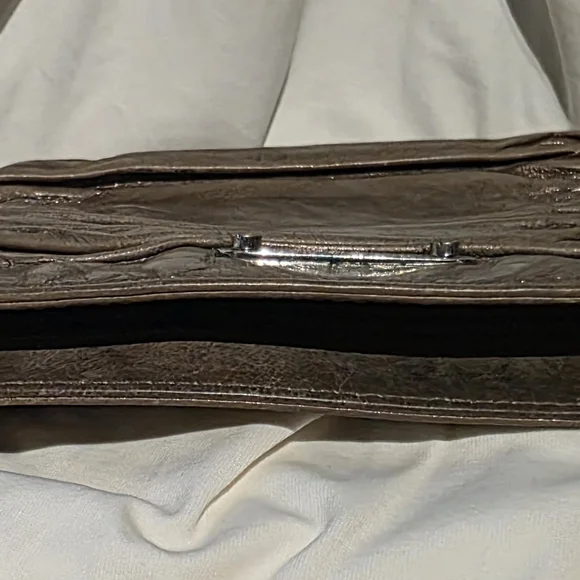 Michael Kors Webster Gold/Silverish Metallic Rushed Leather Wallet Clutch Bag - Picture 6 of 9